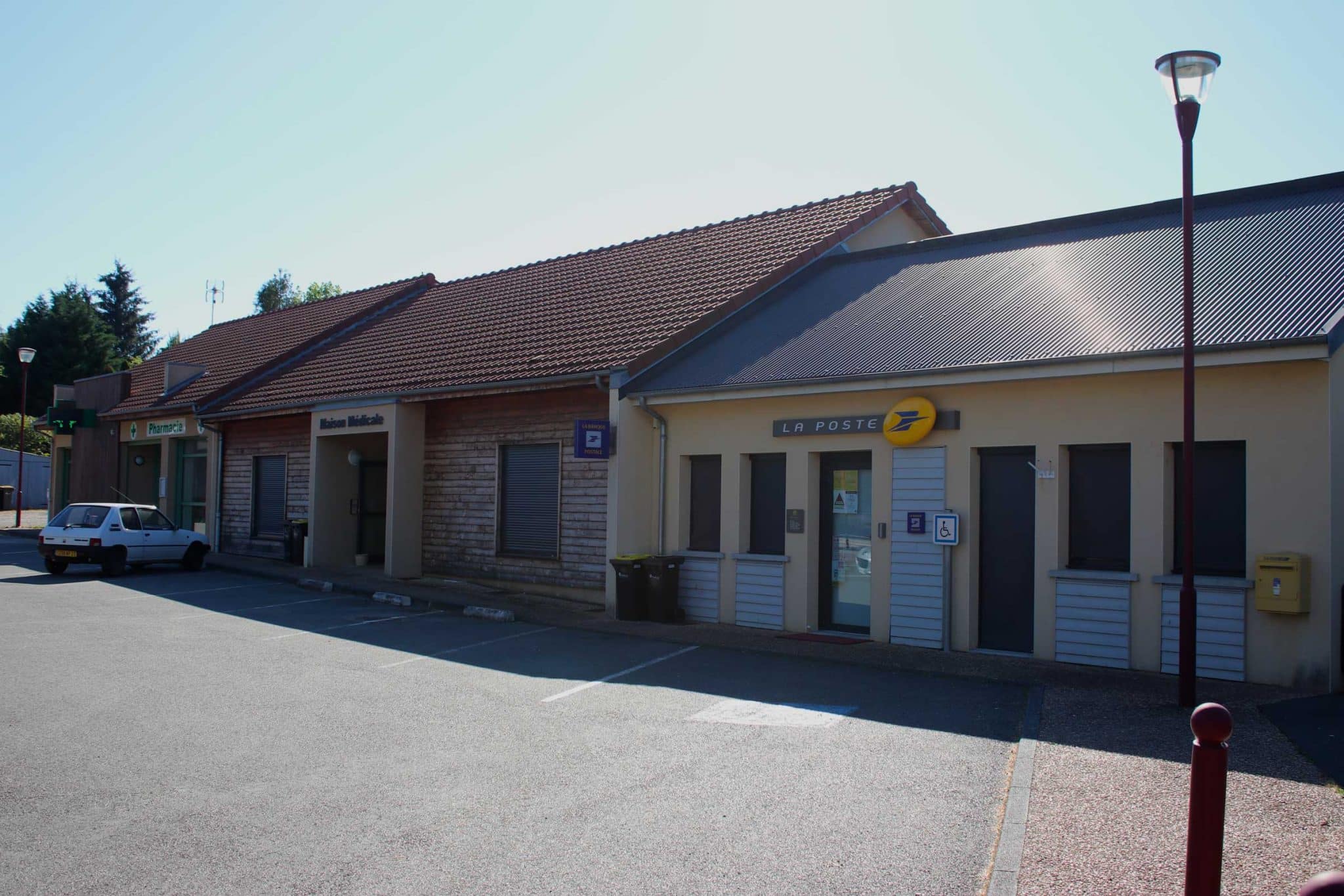 La poste Marsac en Creuse